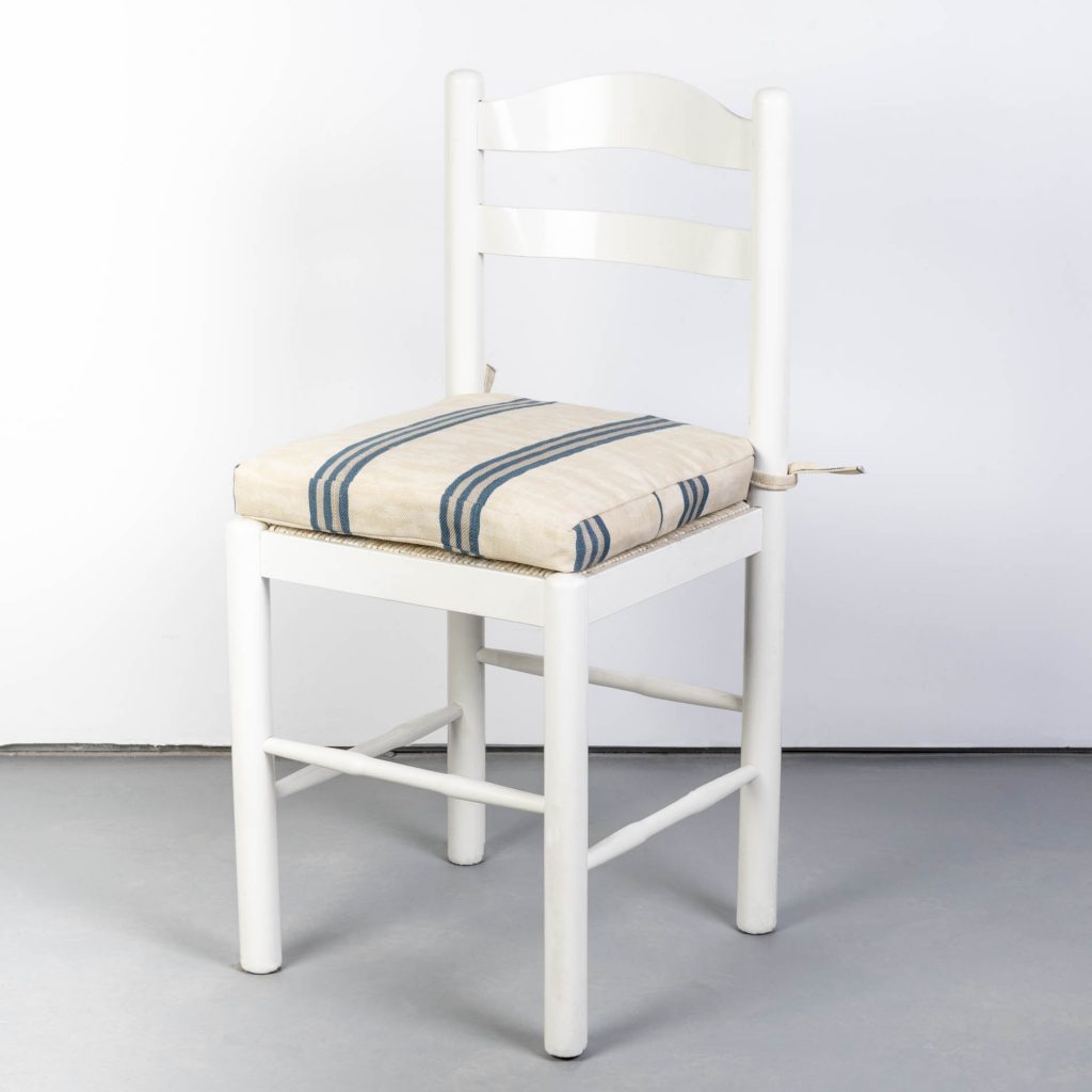 SIlla en Amueblarent para alquilar