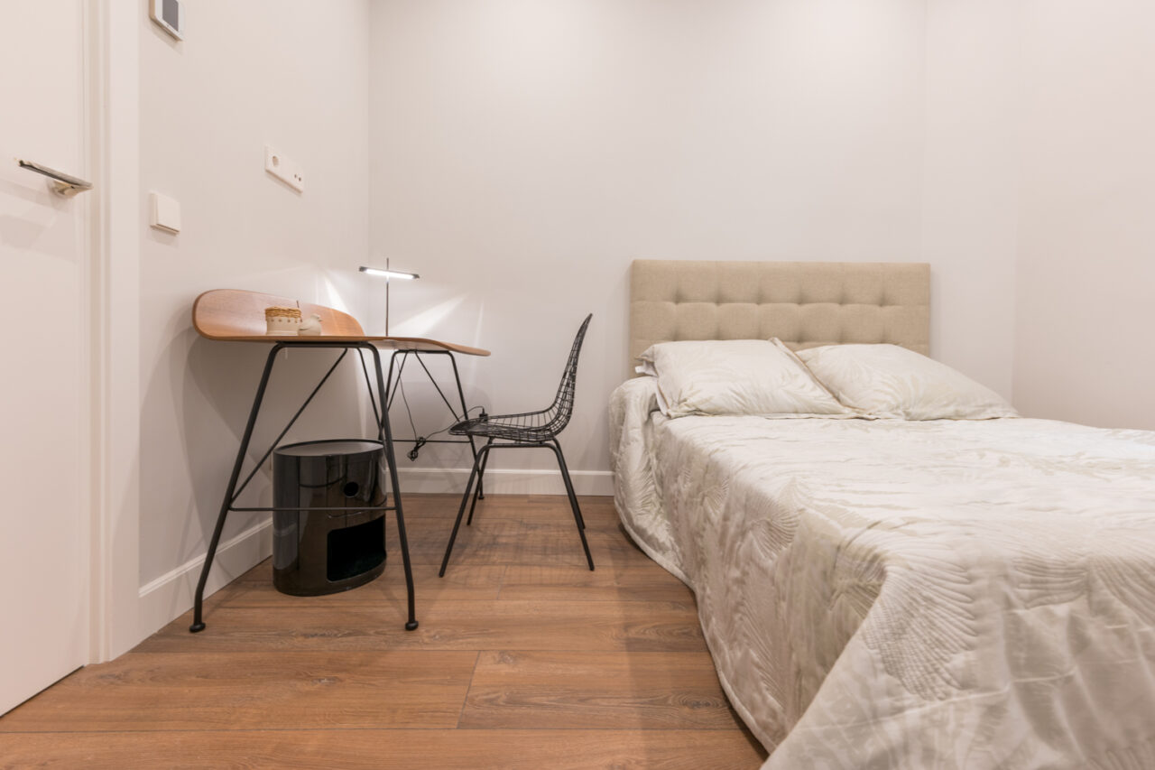 Cabecero cama 150 cm en Amueblarent para alquiler