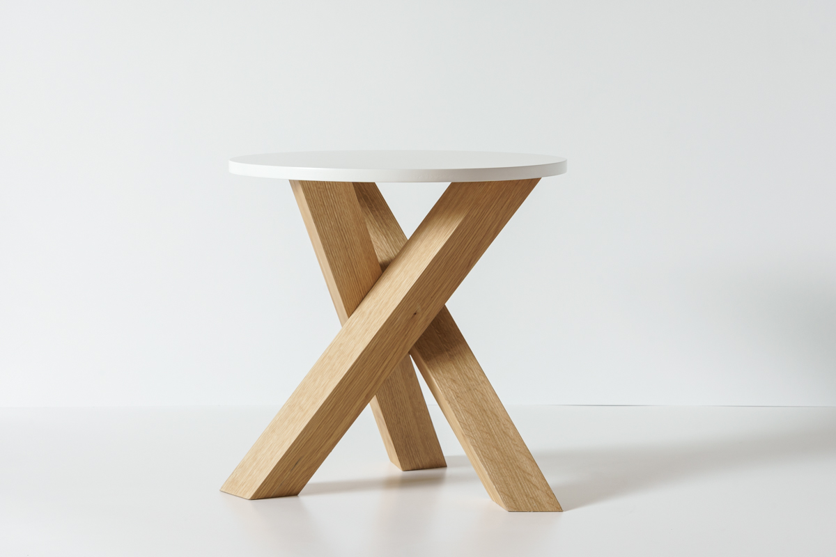 Amuebla Rent, mesa auxiliar de artemade