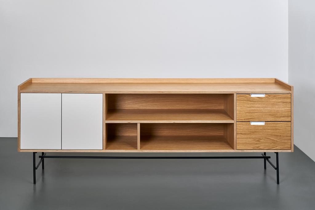 Amuebla Rent, aparador Arcae de Calvente Design
