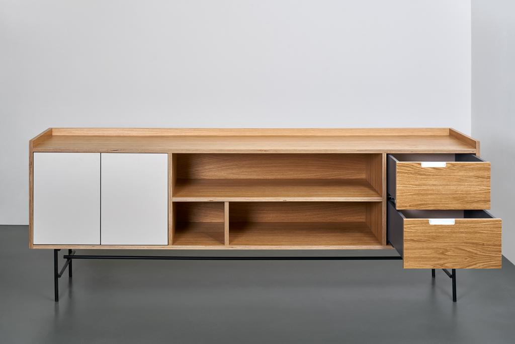 Amuebla Rent, aparador Arcae de Calvente Design