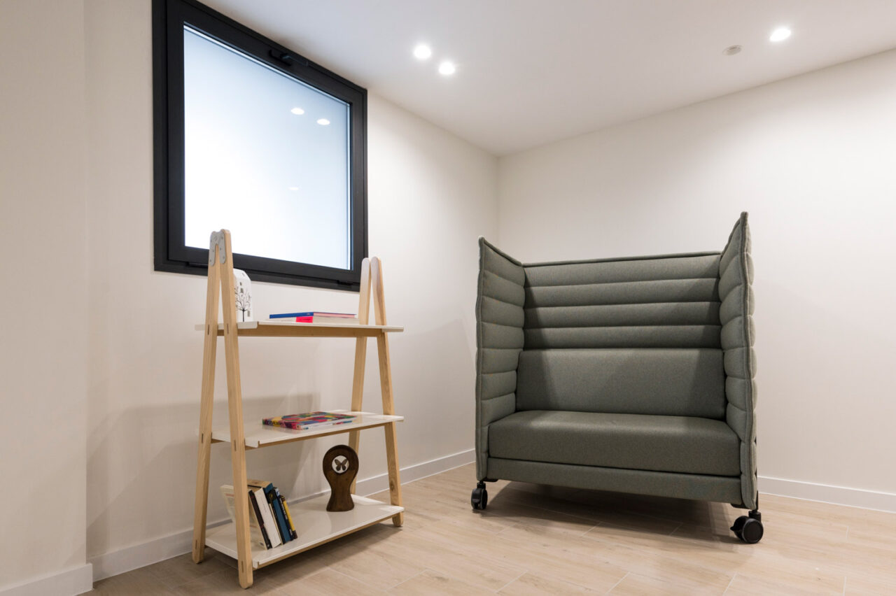 Sofá Alcove highback de Vitra en Amueblarent para alquilar
