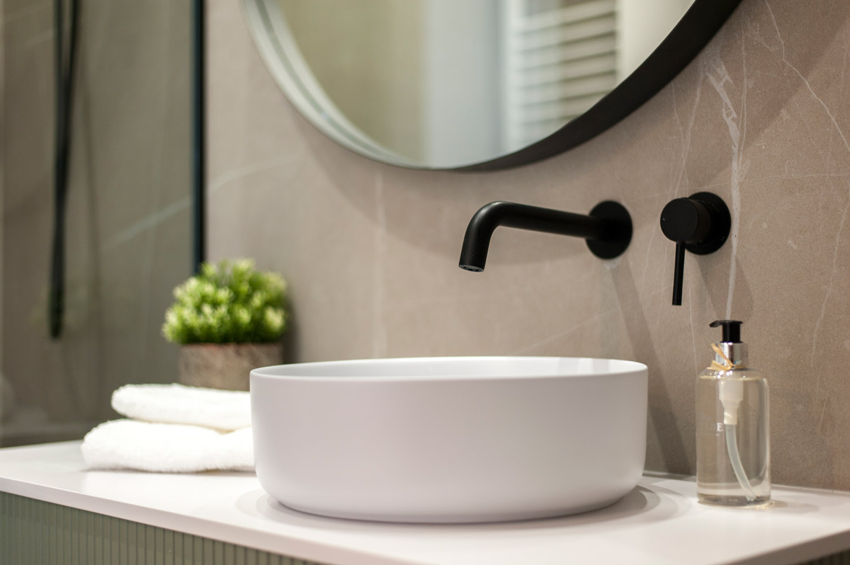 Baño. Alquiler de muebles y home staging en Madrid