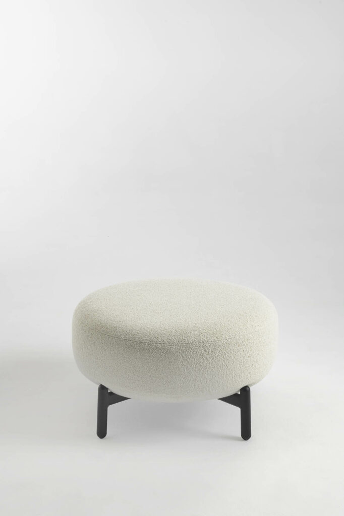 Sofá Lunam de Patricia Urquiola de Kartell - Muebles de diseño en alquiler en Amueblarent
