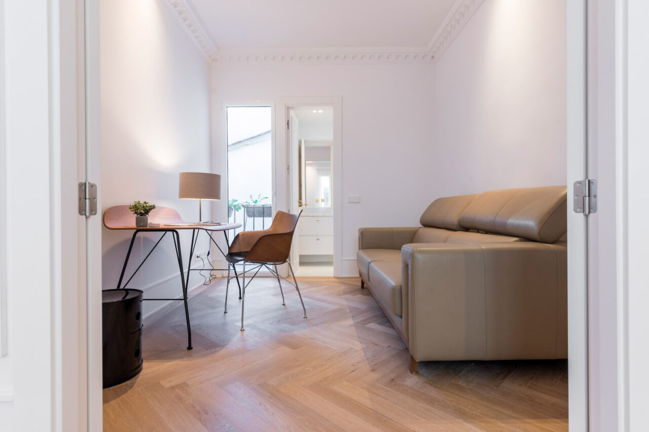 Amueblarent: Alquiler de muebles por un año de una vivienda en Madrid