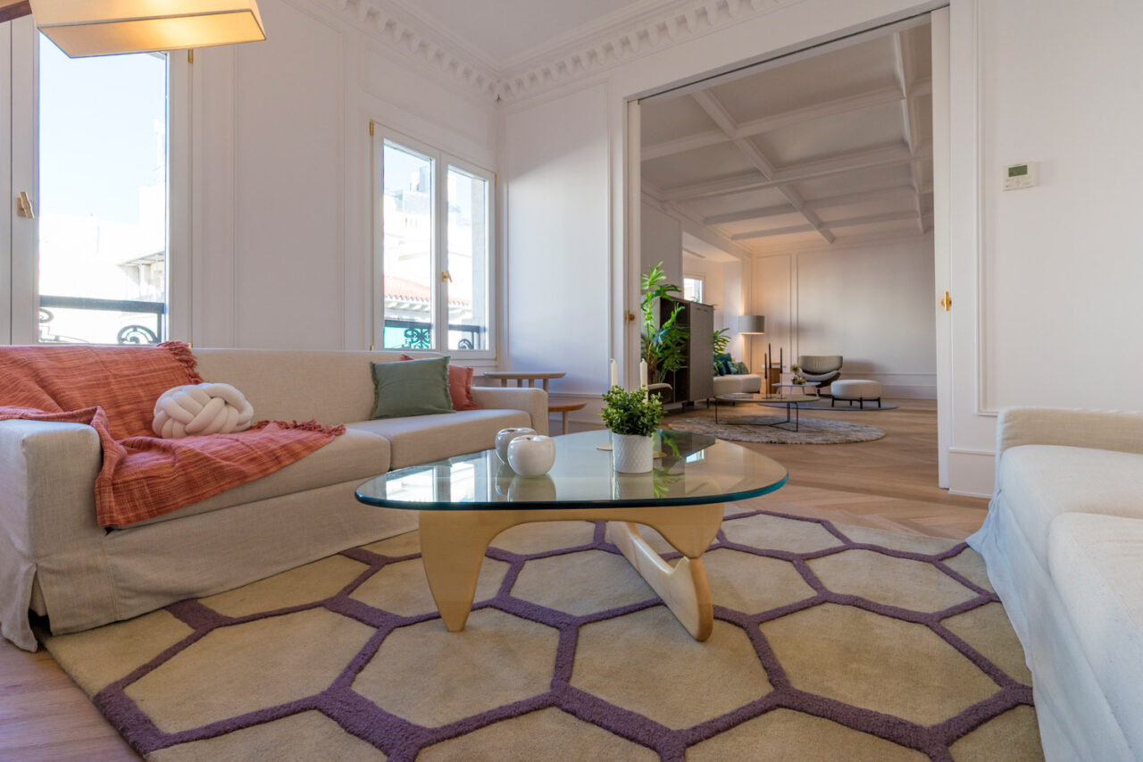 Amueblarent: Alquiler de muebles por un año de una vivienda en Madrid