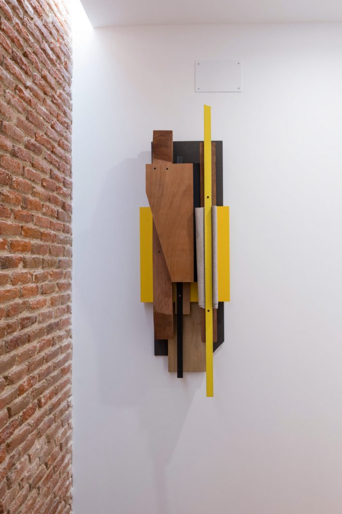 Home Staging y Piezas de arte en alquiler en Amueblarent. Calle Villanueva, Madrid