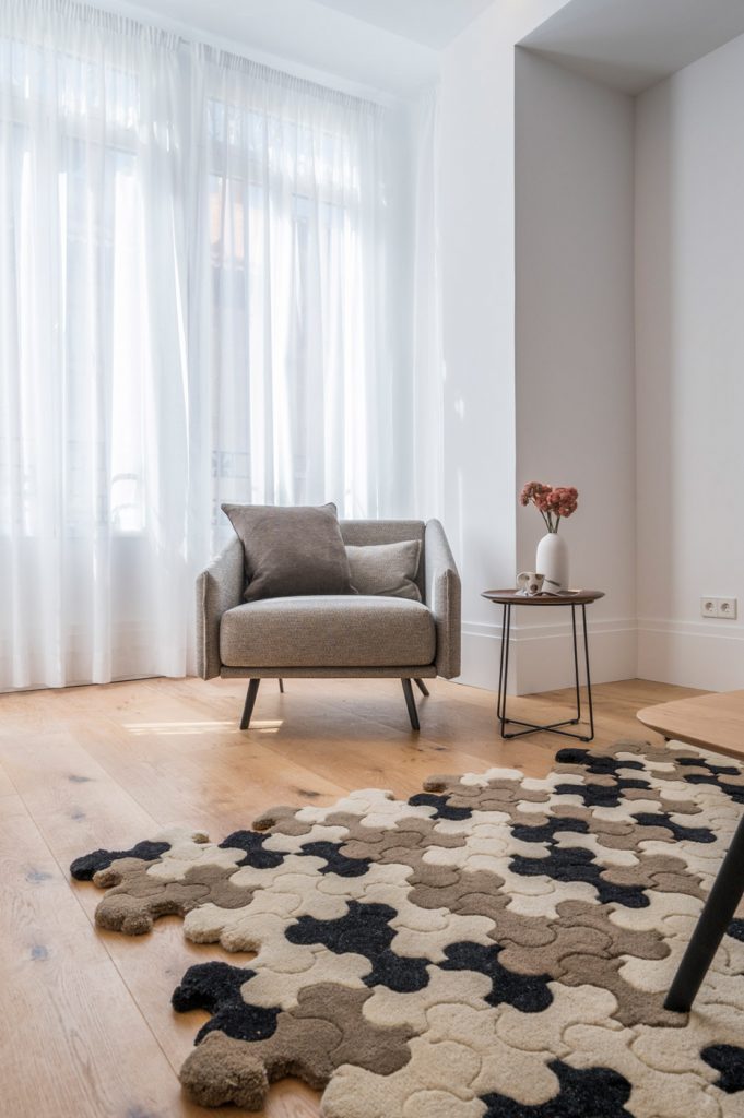 Home Staging y Piezas de arte en alquiler en Amueblarent. Calle Villanueva, Madrid