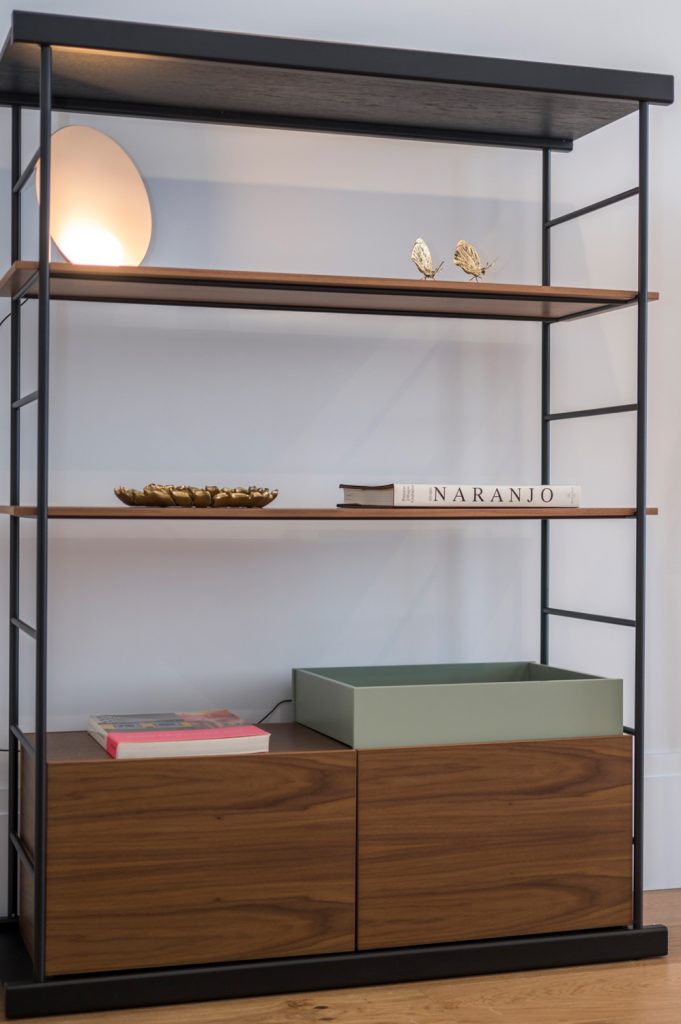Home Staging y Piezas de arte en alquiler en Amueblarent. Calle Villanueva, Madrid