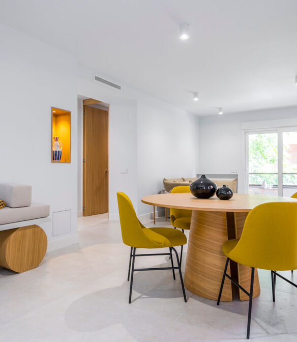 Home Staging en Calle Rafael Calvo Madrid por Amueblarent