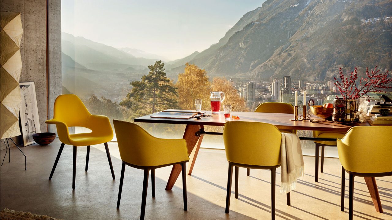 Mesa SAM Bois de Vitra en Amueblarent para alquilar