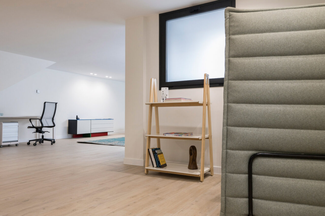 Promocionar una casa en venta con muebles de alquiler