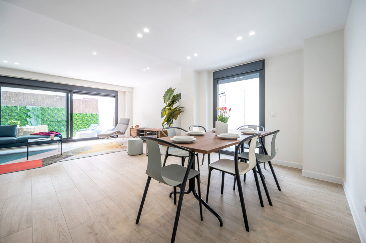 Promocionar una casa en venta con muebles de alquiler