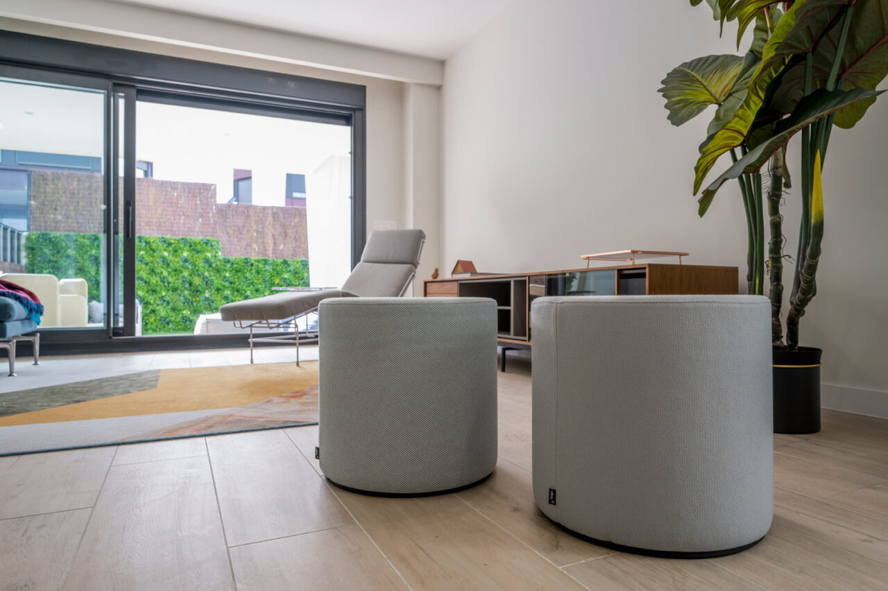 Promocionar una casa en venta con muebles de alquiler