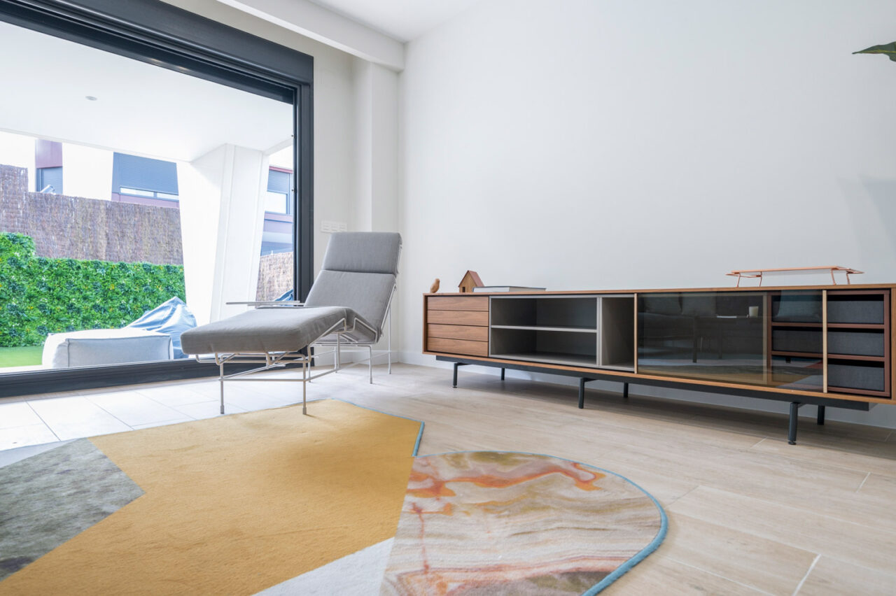 Promocionar una casa en venta con muebles de alquiler