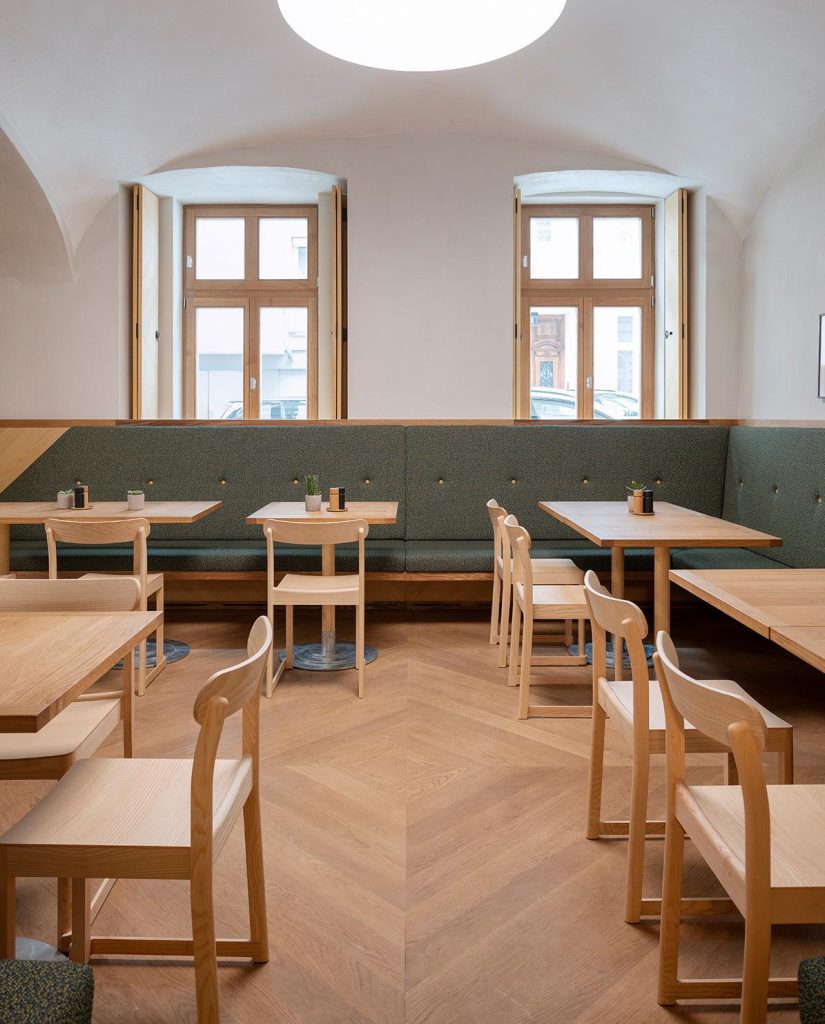 Atelier Chair de Artek en Amueblarent para alquiler