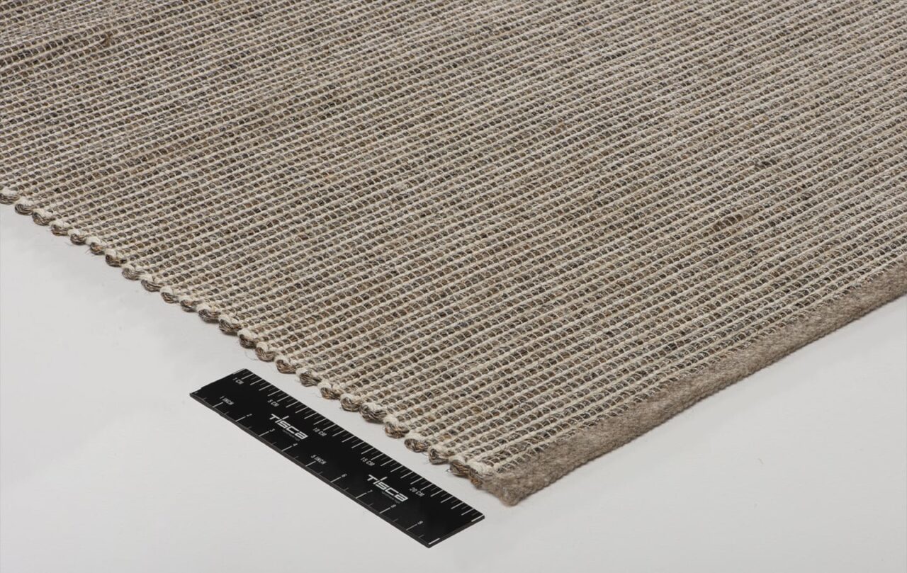 Alfombra Sinabe Uni de Tisca Rugs en Amueblarent para alquilar