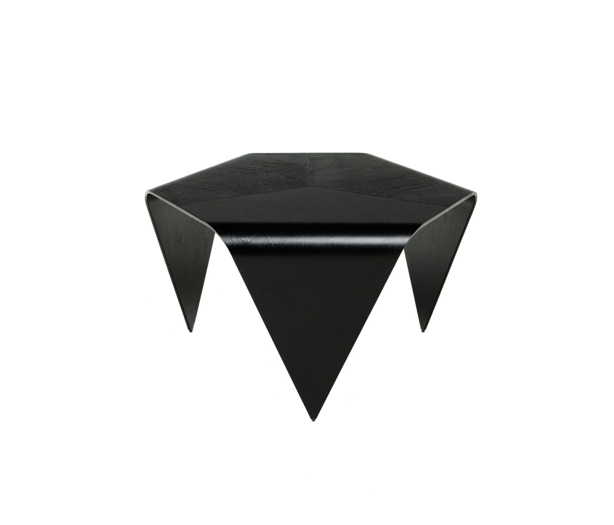 Mesa Trienna de Artek en Amueblarent para alquilar