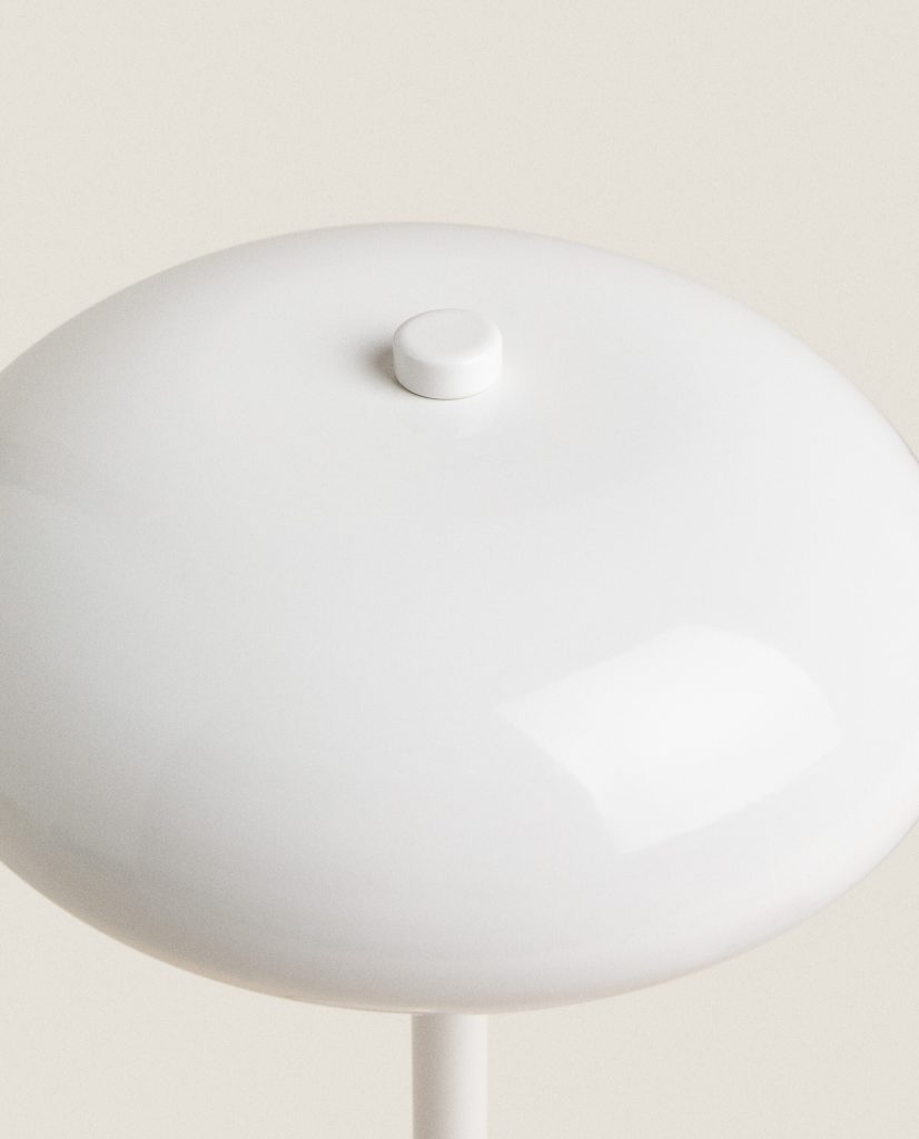 Lampara monocolor pequeña de Zara Home en Amueblarent para alquilar