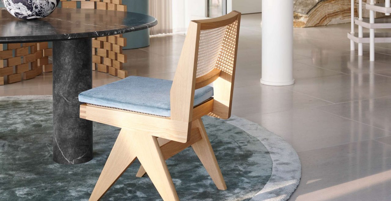 Silla Capitol Complex de Cassina en Amueblarent para alquilar