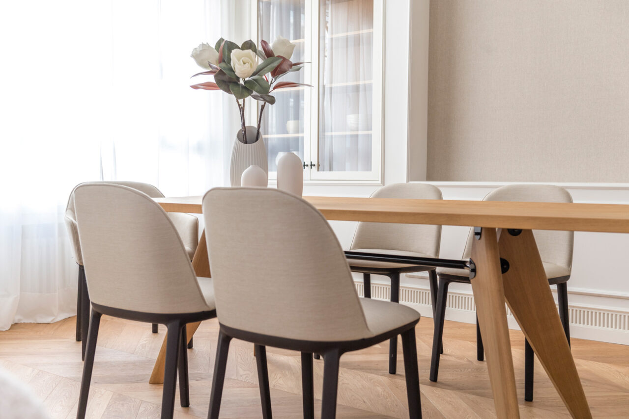 Muebles en una vivienda de la calle Nuñez de Balboa, en venta, distrito Salamanca, Madrid