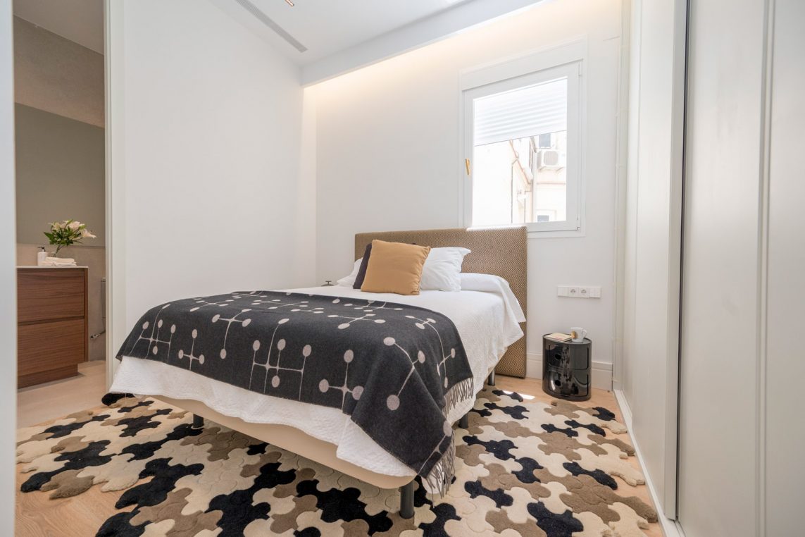 Alquiler de muebles en una vivienda para promocionar su venta