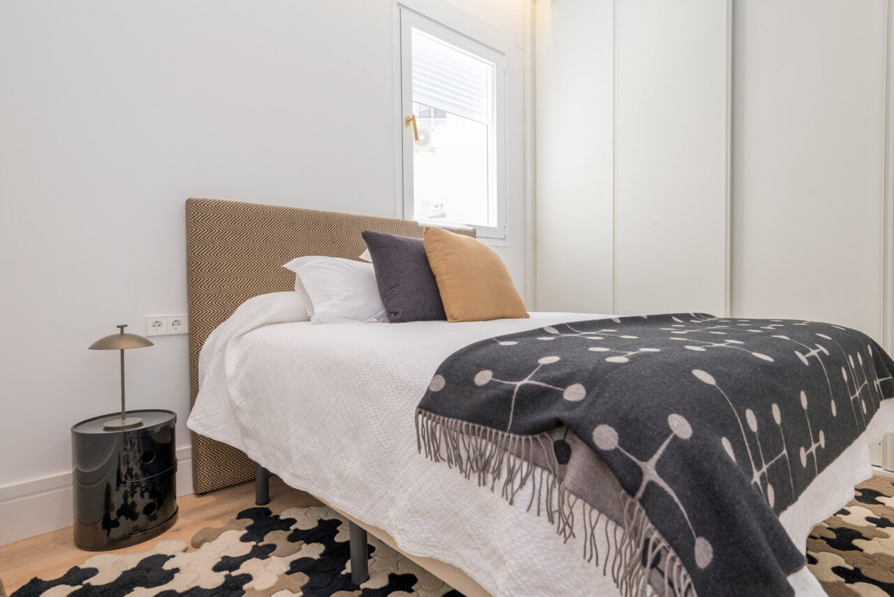 Alquiler de muebles en una vivienda para promocionar su venta
