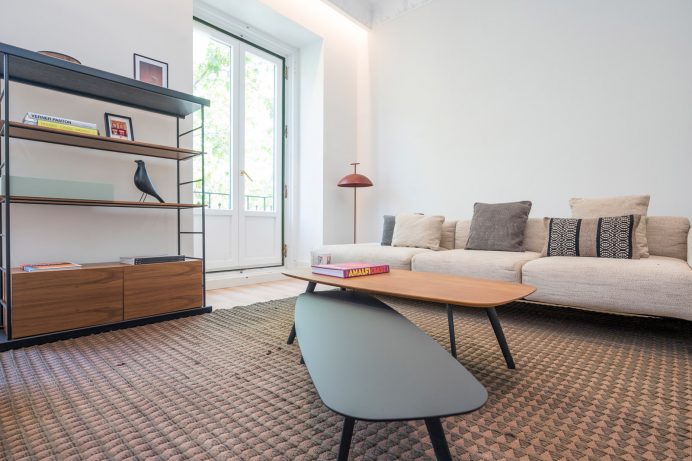 Alquiler de muebles en una vivienda para promocionar su venta