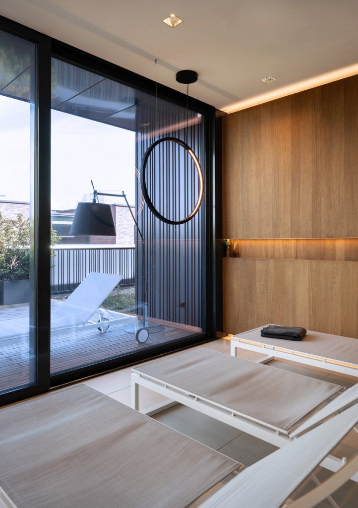 Lampara Tolomeo Mega Floor de Artemide en Amueblarent para alquilar