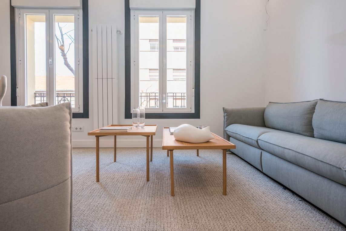 Proyecto de home staging Amueblarent realizado en una vivienda ubicada en el barrio de Almagro, en Madrid.