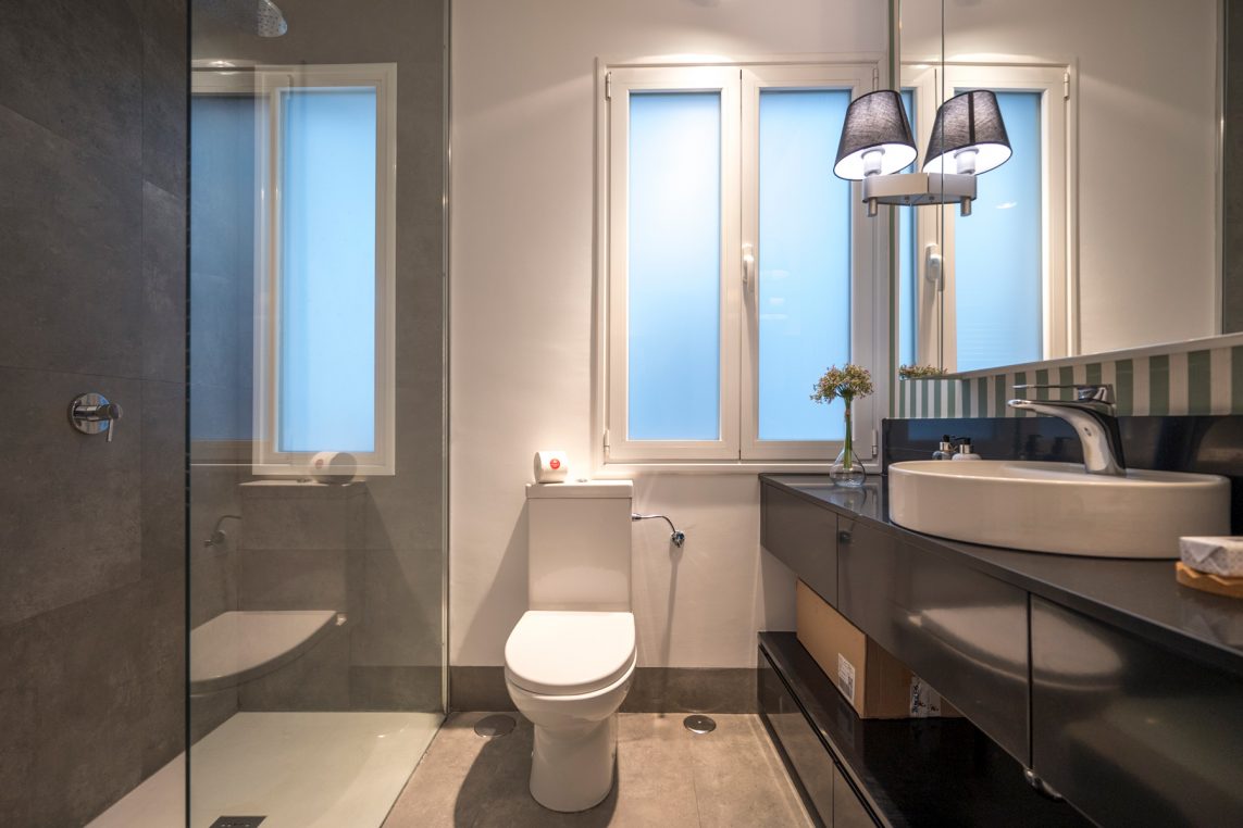 Proyecto de home staging Amueblarent realizado en una vivienda ubicada en el barrio de Almagro, en Madrid.