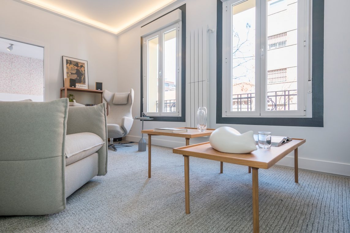 Proyecto de home staging Amueblarent realizado en una vivienda ubicada en el barrio de Almagro, en Madrid.