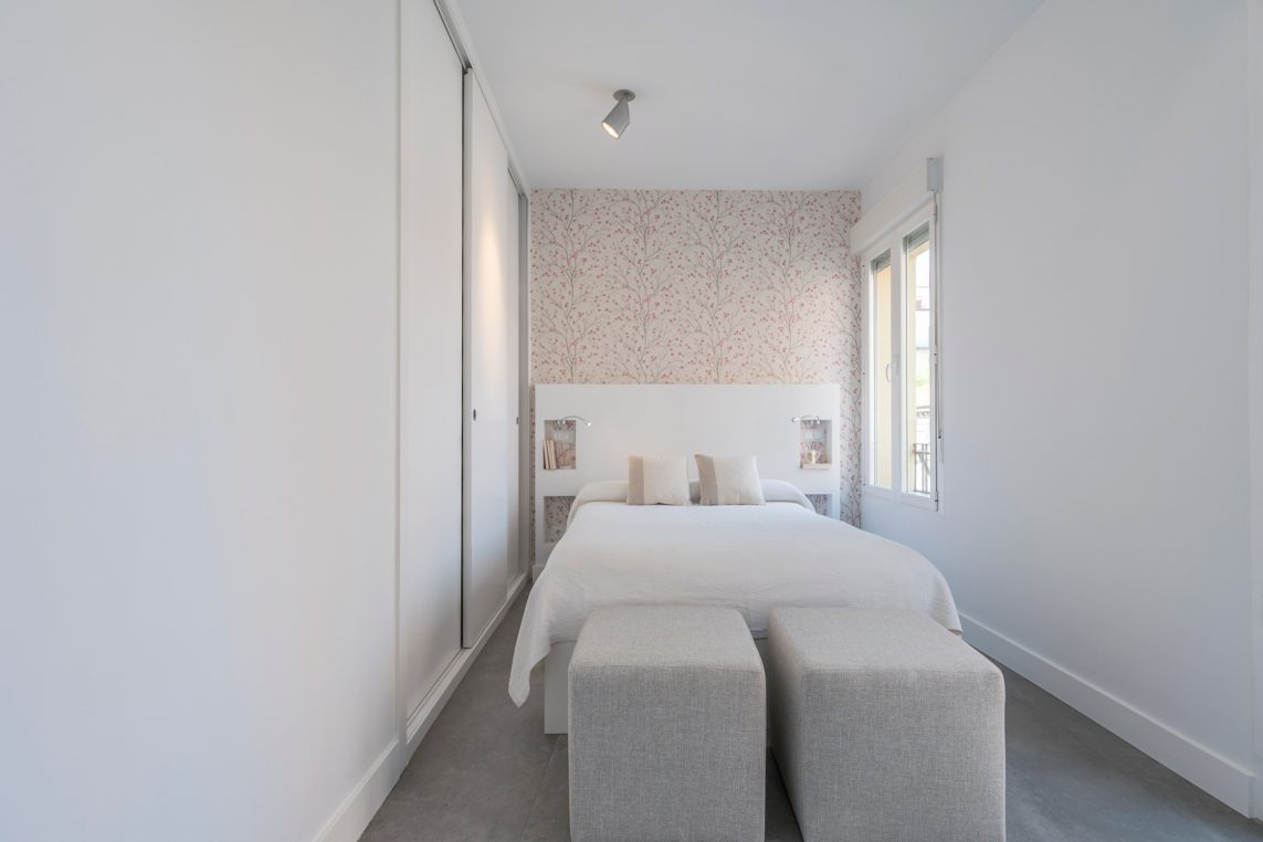 Proyecto de home staging Amueblarent realizado en una vivienda ubicada en el barrio de Almagro, en Madrid.