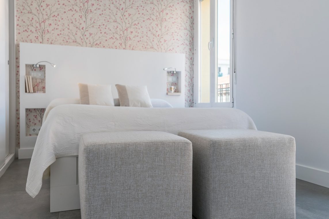 Proyecto de home staging Amueblarent realizado en una vivienda ubicada en el barrio de Almagro, en Madrid.