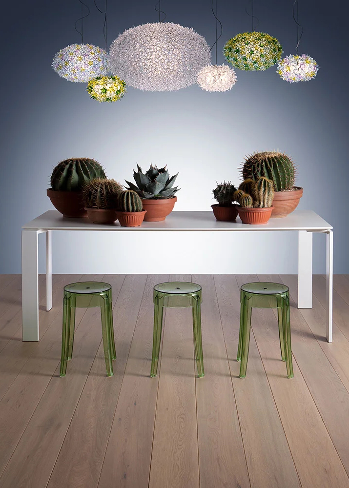 Mesa Four de kartell en Amueblarent para alquilar