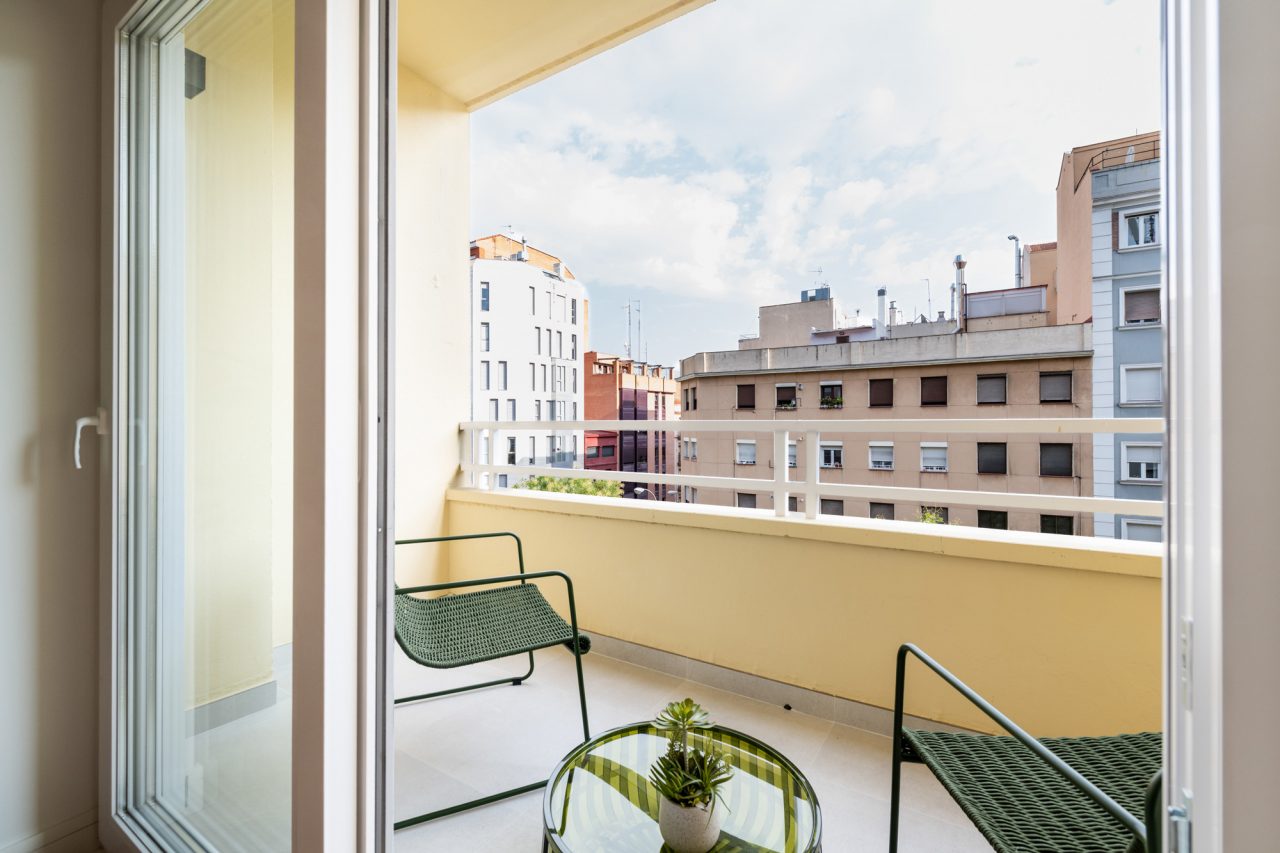Home Staging por Amueblarent con muebles de diseño en alquiler