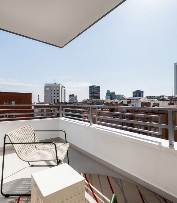 Home Staging por Amueblarent con muebles de diseño en alquiler