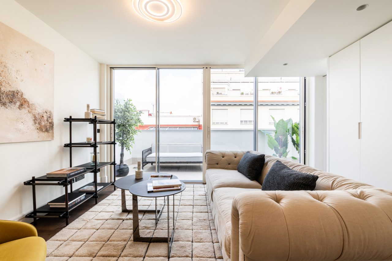 Home Staging en atico para vender por Amueblarent